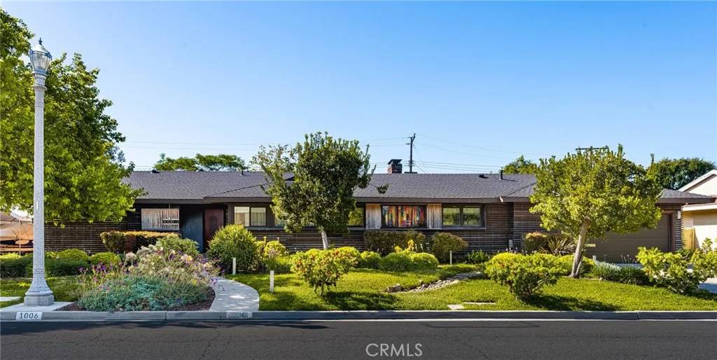 Anaheim, CA 92805,1006 W Pioneer Drive