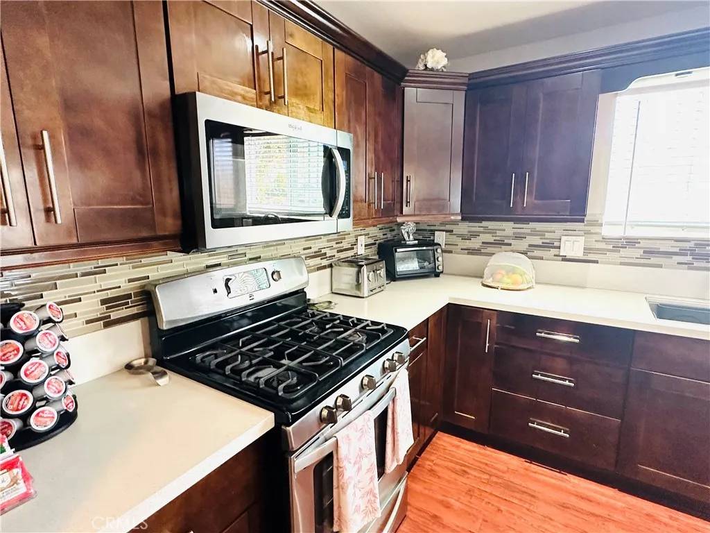 Santa Ana, CA 92704,2506 W Pomona Street