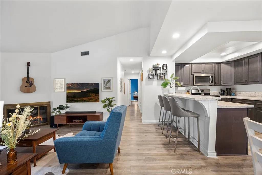 Yorba Linda, CA 92887,5814 Old Village Road #216