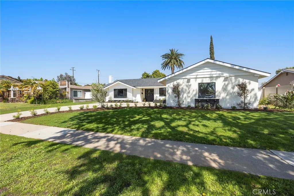 Yorba Linda, CA 92886,4732 Tucana Street