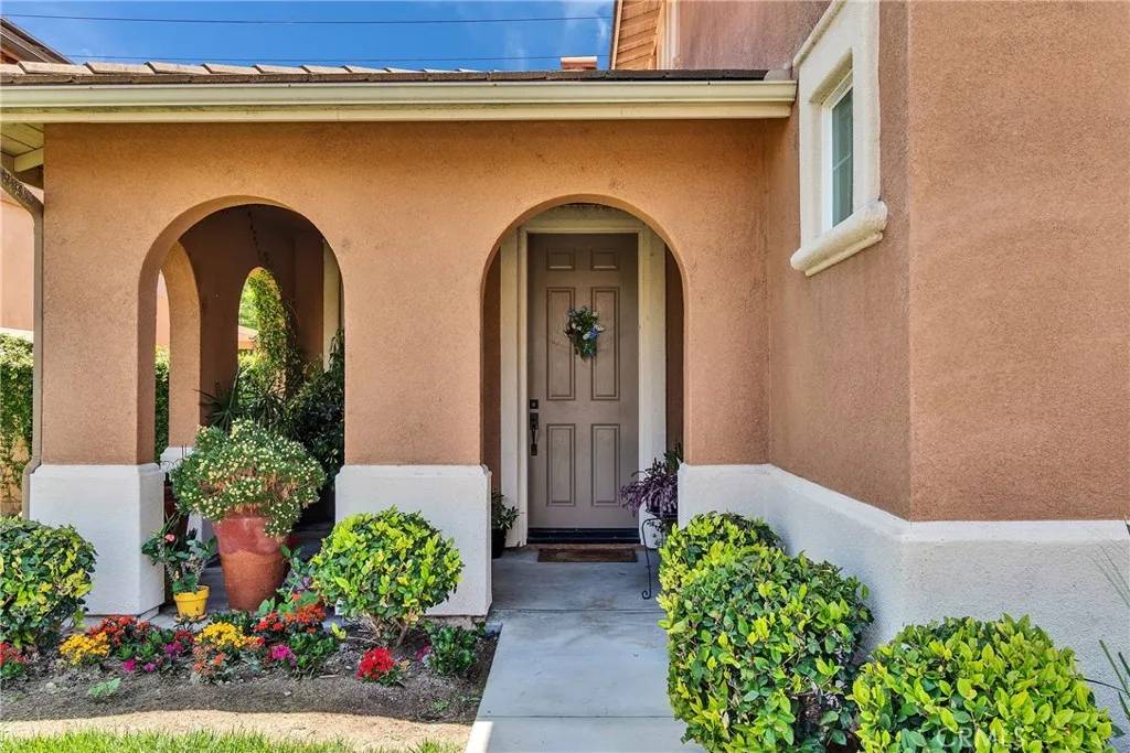 Eastvale, CA 92880,14301 Florence Street