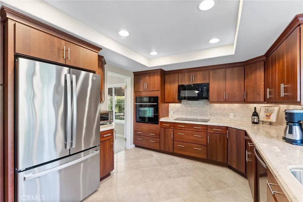 Yorba Linda, CA 92886,6421 Acacia Hill Drive