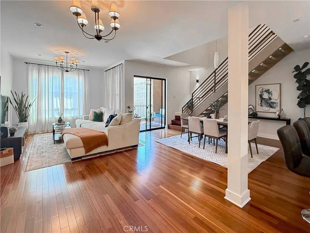 Long Beach, CA 90802,395 East 4th Street #39