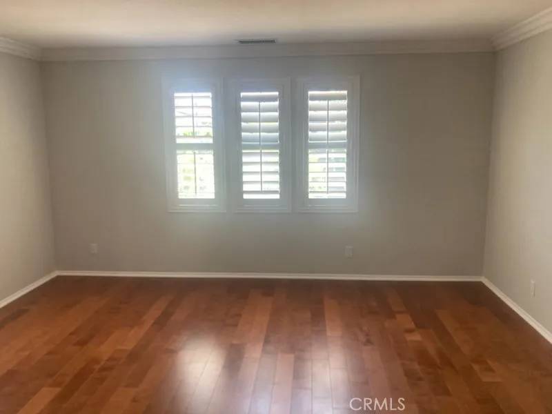 Irvine, CA 92602,61 Autumn