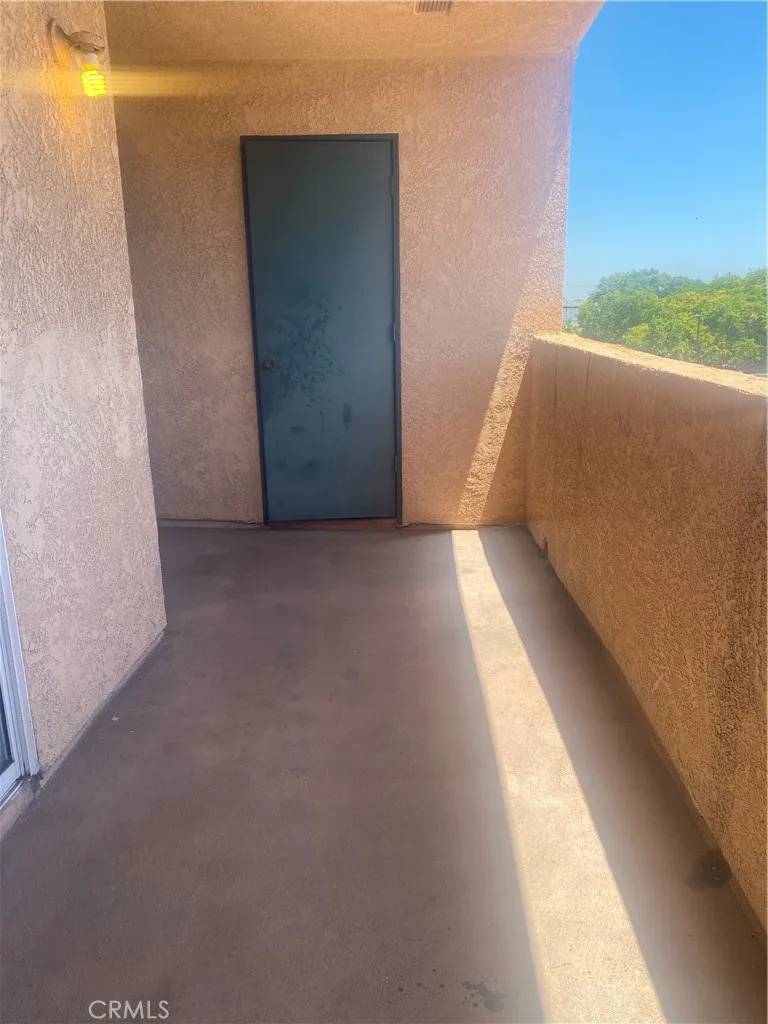 Downey, CA 90241,11410 Brookshire Avenue #319