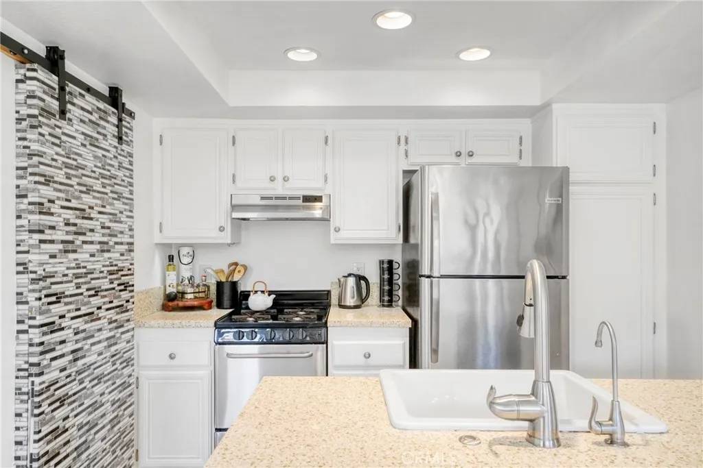 Fountain Valley, CA 92708,17333 Brookhurst Street #F4