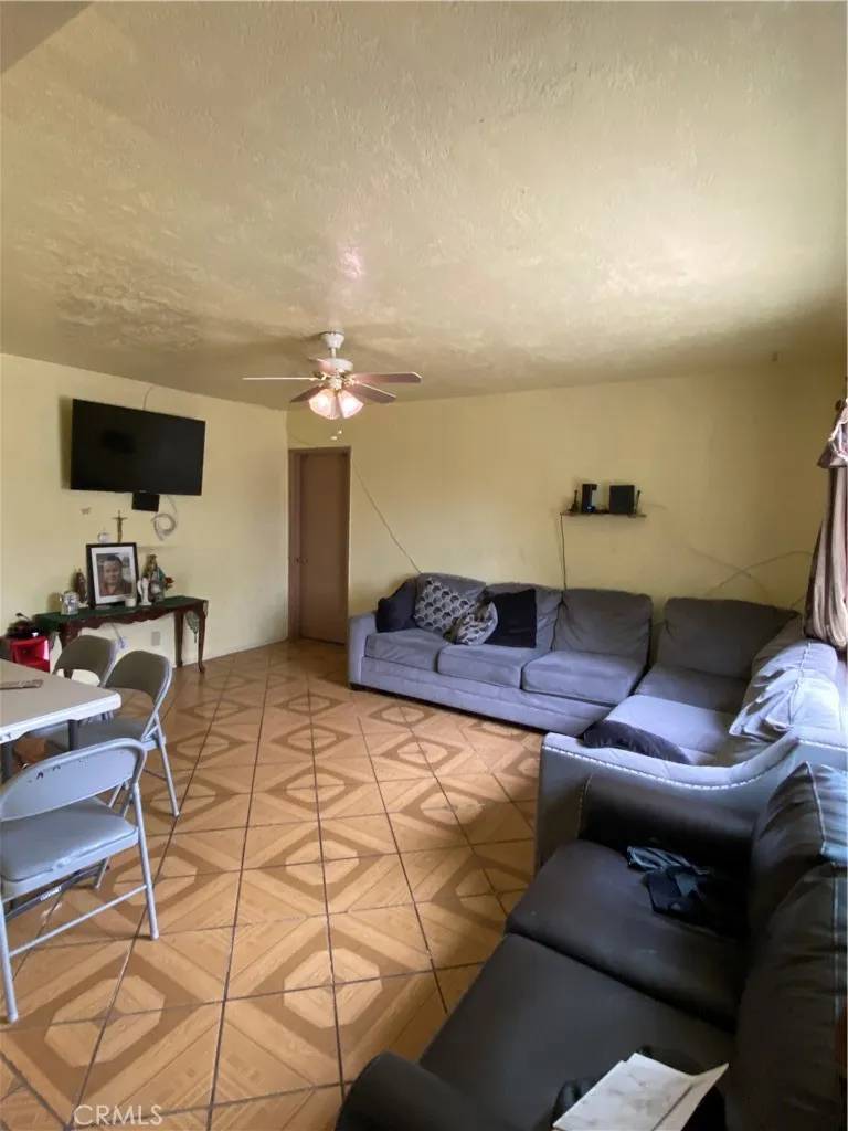 Riverside, CA 92505,10656 Renner Street