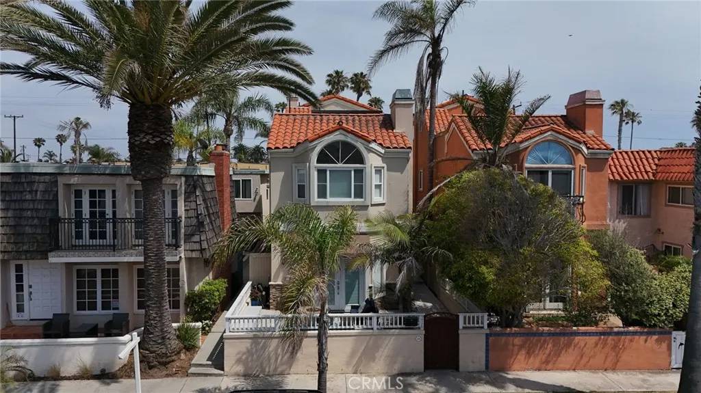 Huntington Beach, CA 92648,216 16th Street