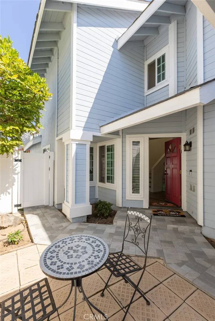 Tustin, CA 92780,12568 Wedgwood Circle