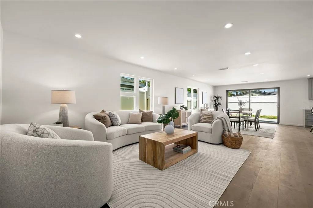 Long Beach, CA 90815,2009 Pattiz Avenue
