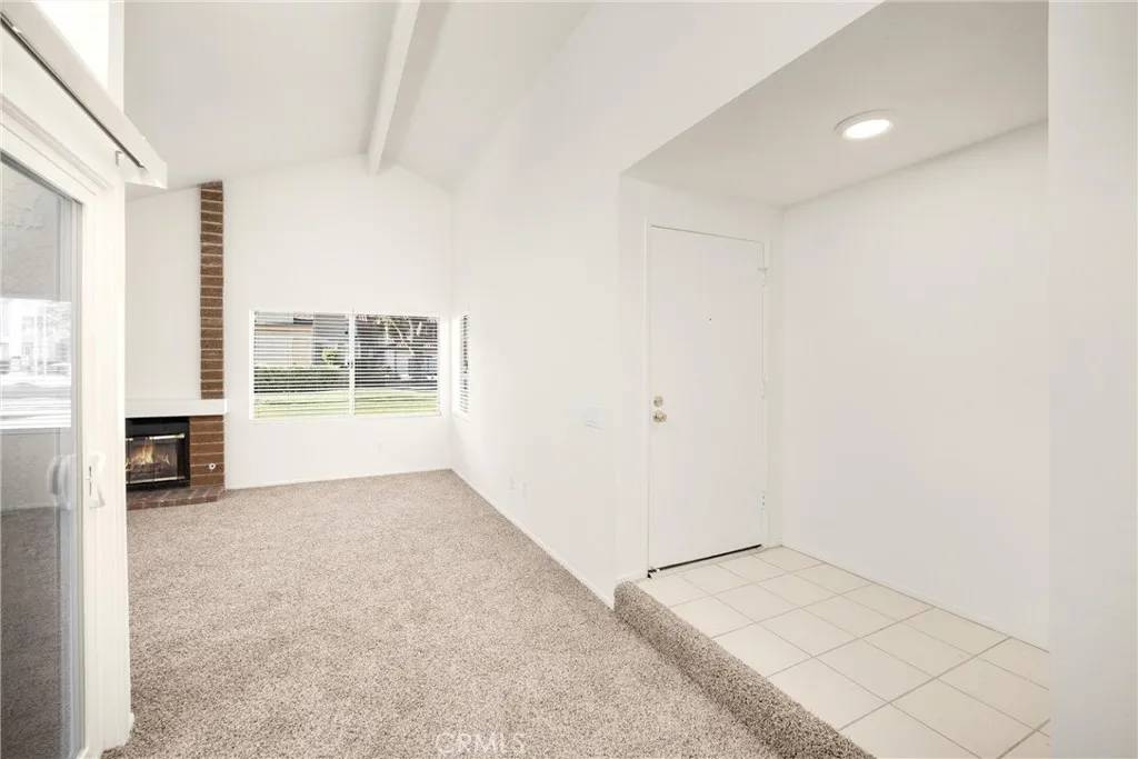 Ontario, CA 91761,625 E Merion Street