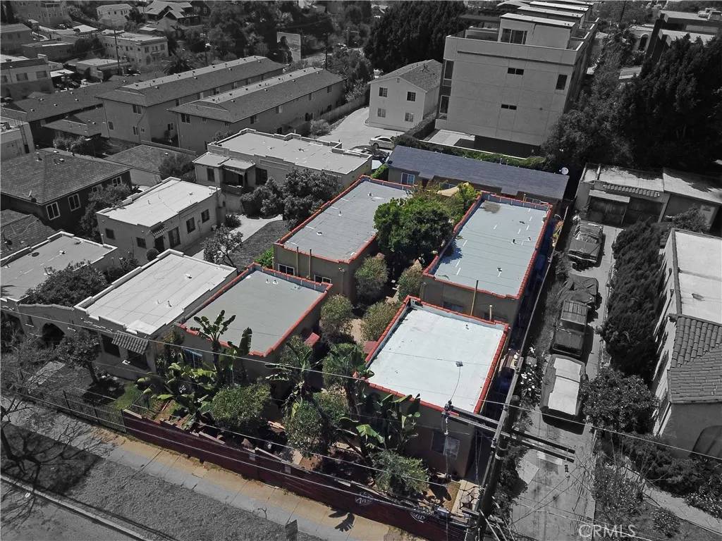 Los Angeles, CA 90026,1325 Douglas Street