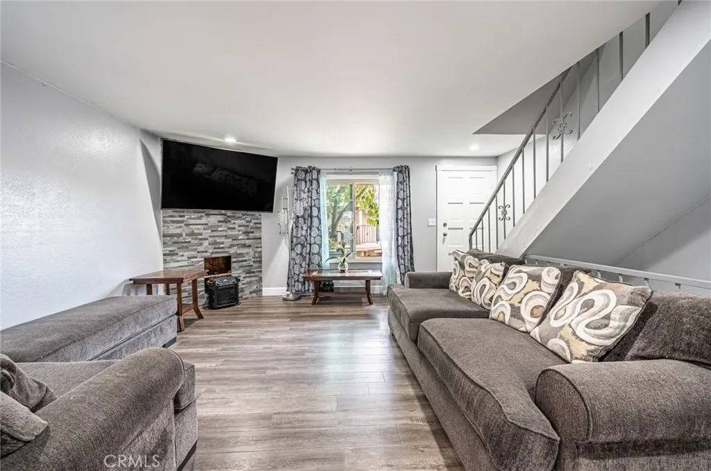 Anaheim, CA 92807,3999 E Santa Ana Canyon Road #116