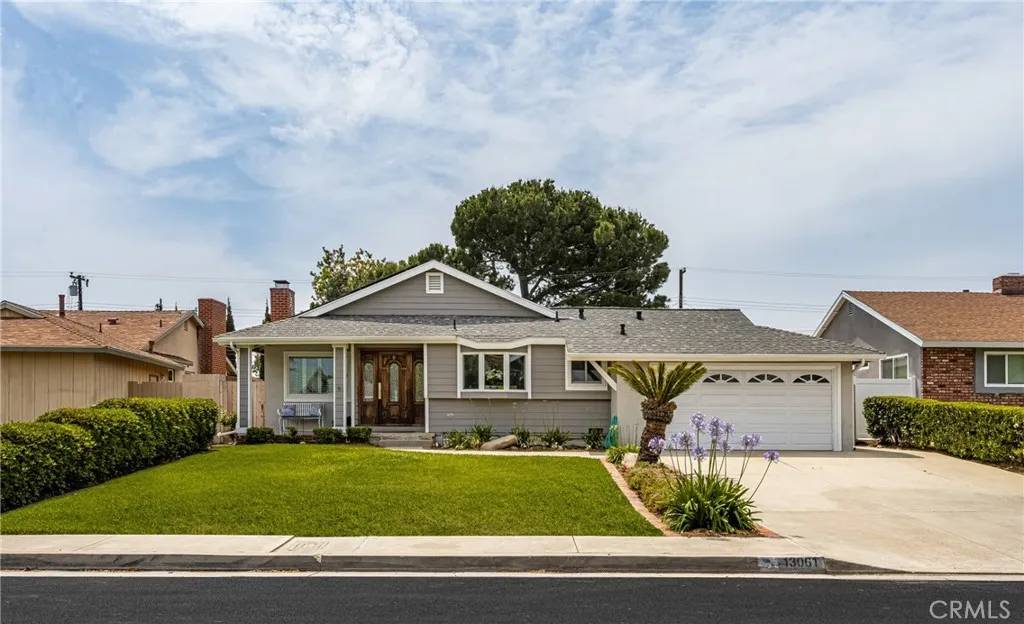 North Tustin, CA 92705,13061 Rosalind Drive