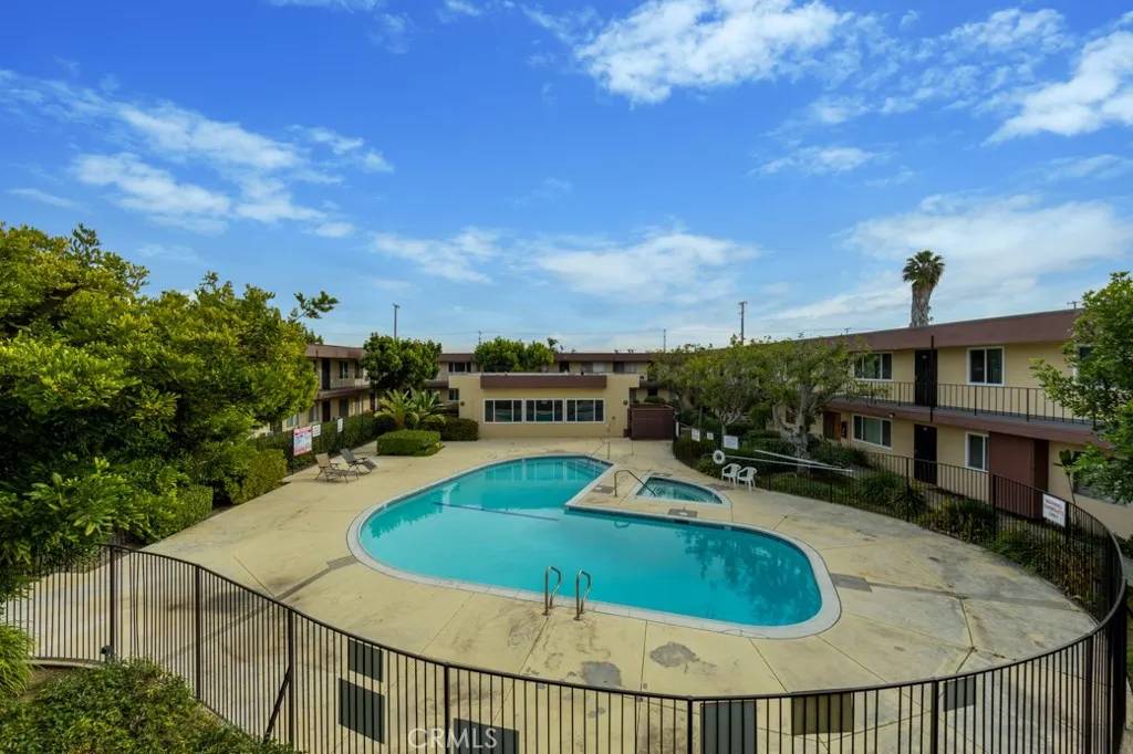 Long Beach, CA 90807,4700 Clair Del Avenue #602