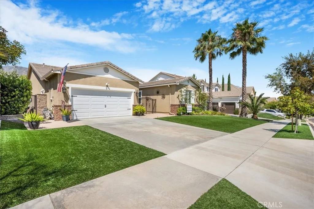 Corona, CA 92883,25687 Red Hawk Road
