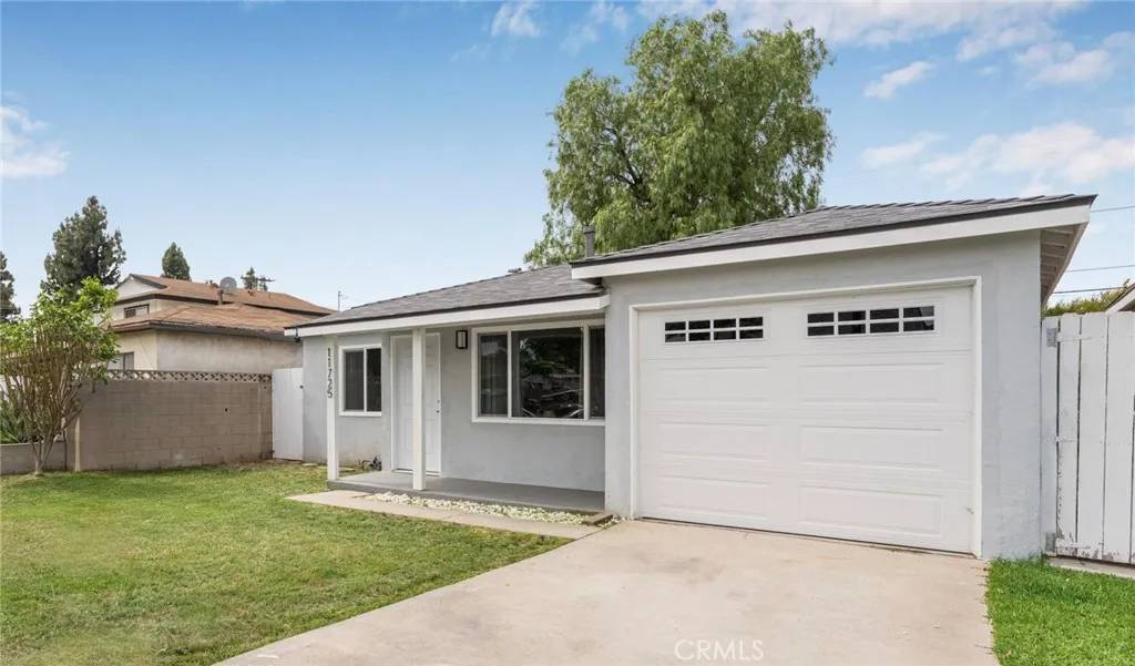 Lakewood, CA 90715,11725 209th Street