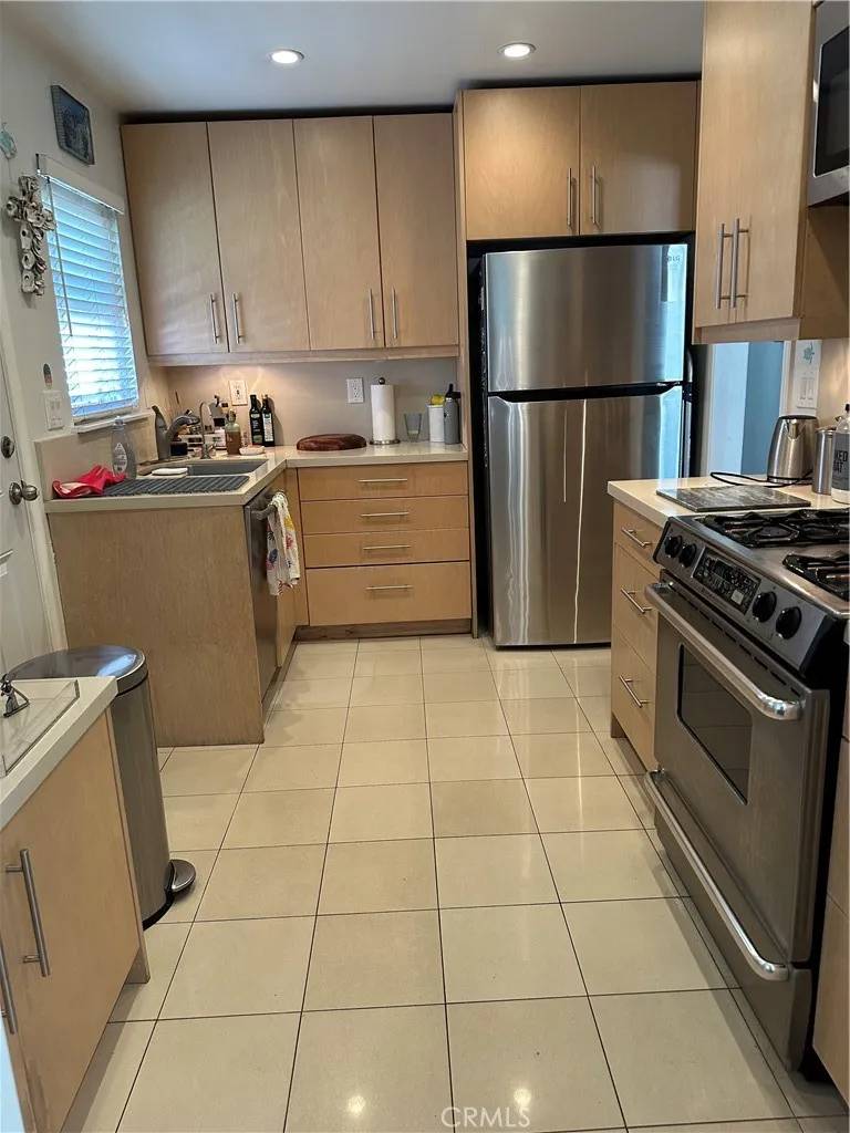 Seal Beach, CA 90740,228 4th Street