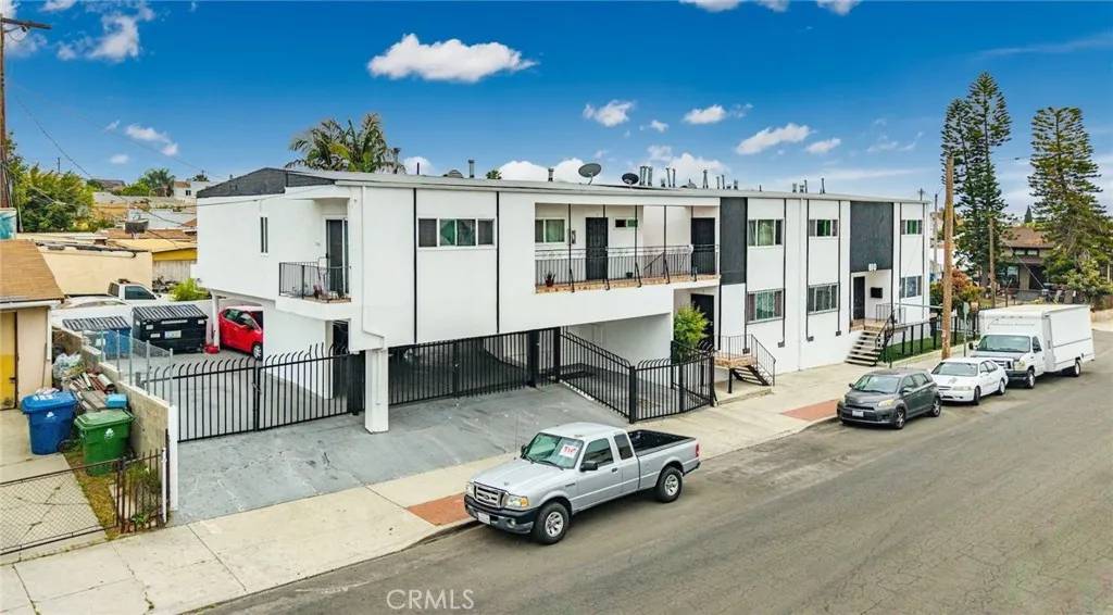 Los Angeles, CA 90033,810 N Mott Street