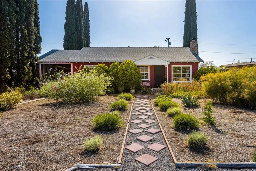 Orange, CA 92867,950 N Laurel Drive