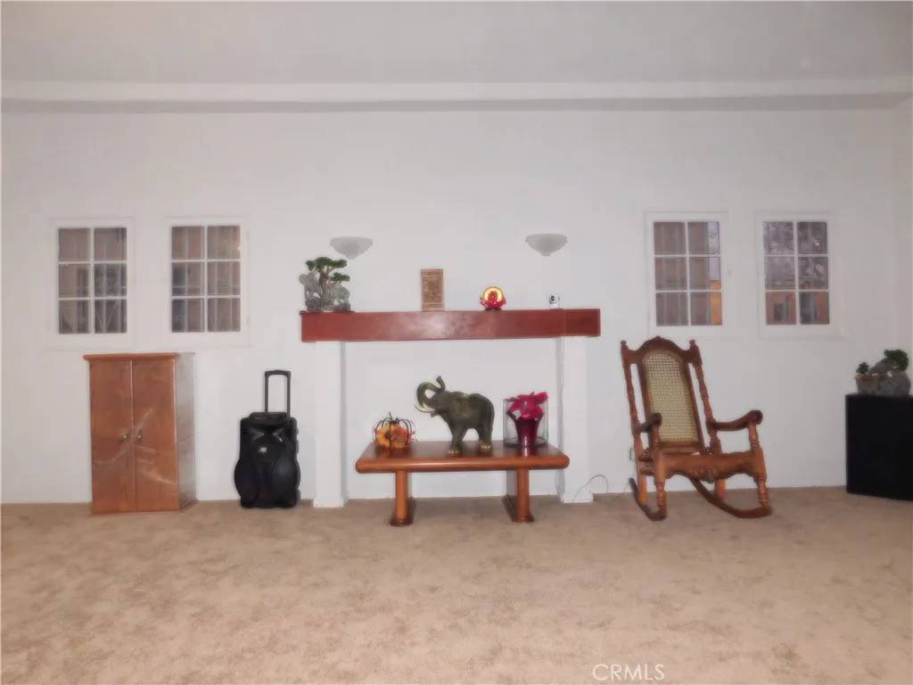 Los Angeles, CA 90023,1319 S Downey Road