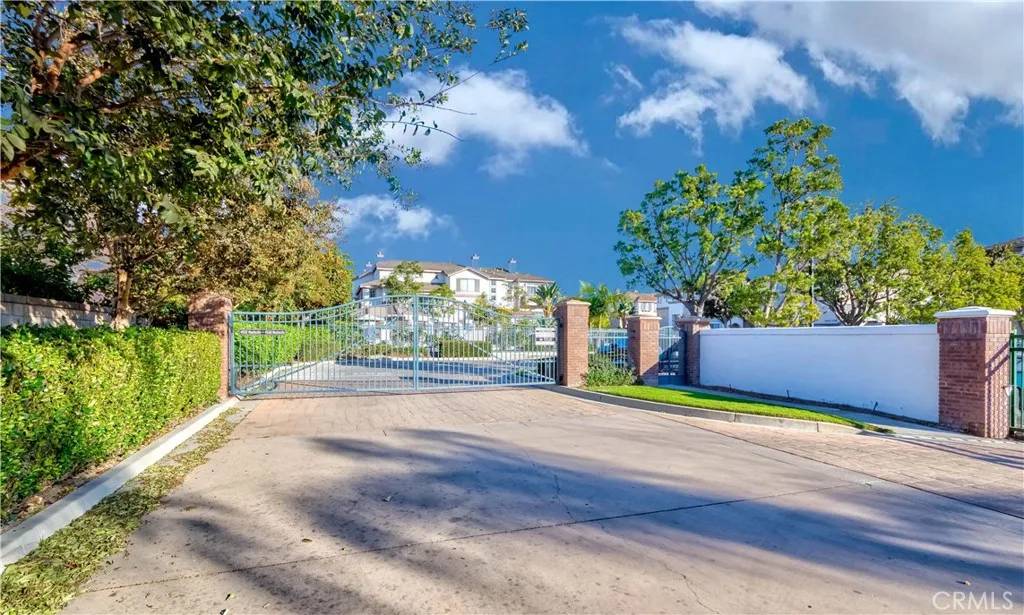 La Palma, CA 90623,4536 Montecito Drive