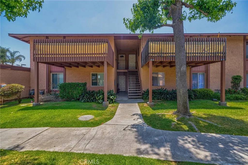Pico Rivera, CA 90660,5905 Rosemead Boulevard #16