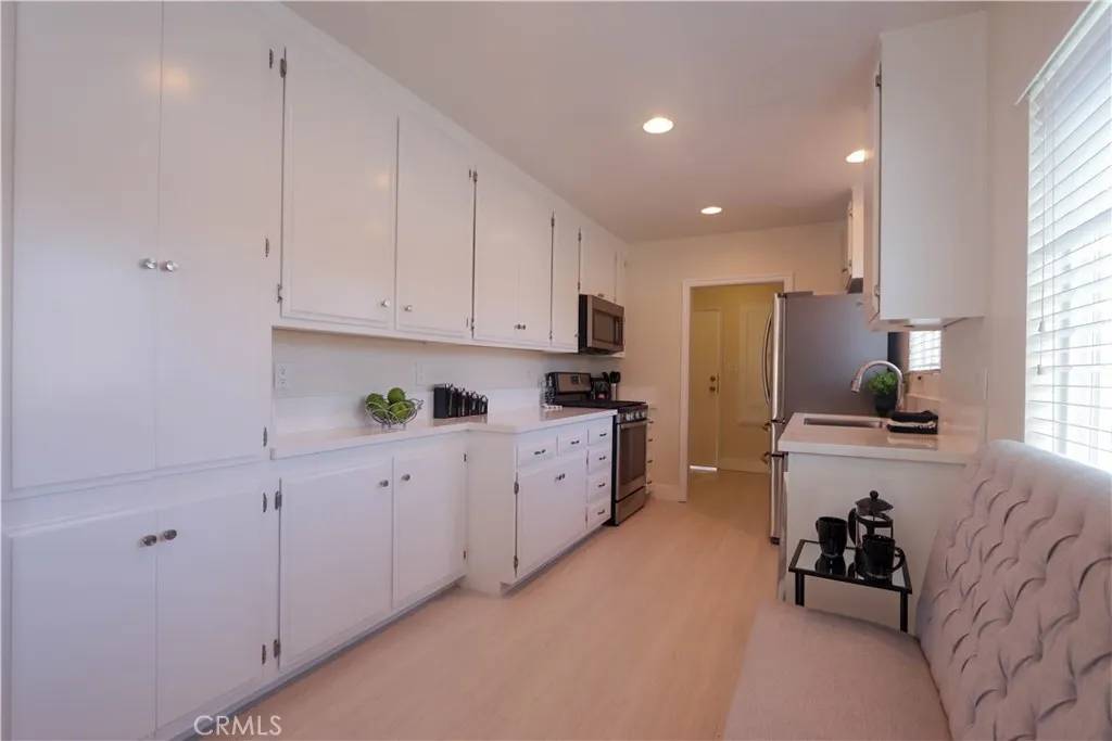 Long Beach, CA 90808,3839 Lees Avenue