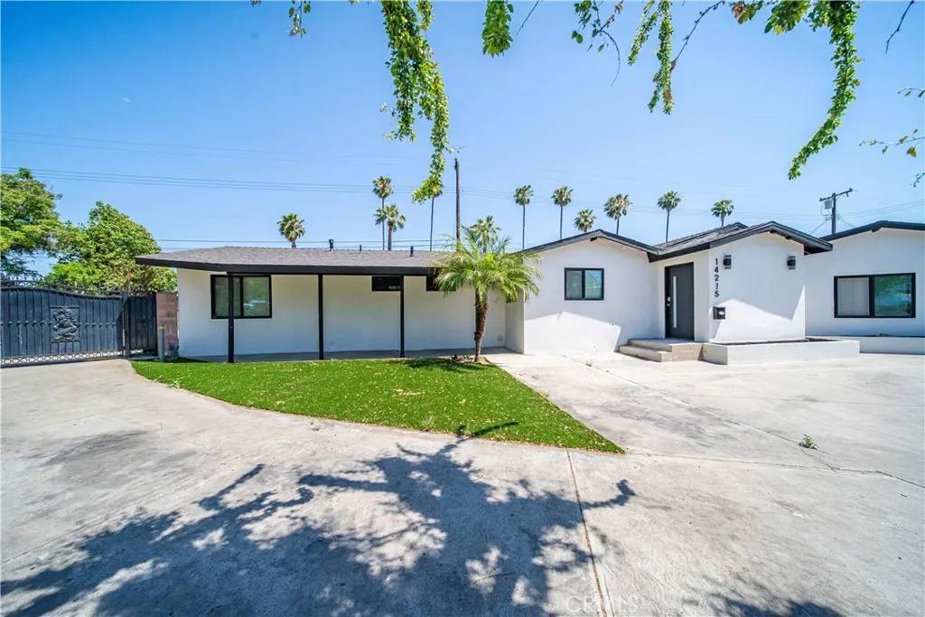 La Puente, CA 91746,14215 Ragus Street