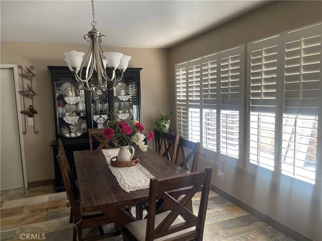 Corona, CA 92878,1142 Country Club Lane