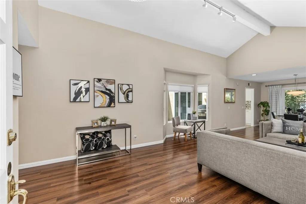 Irvine, CA 92604,21 Northgrove