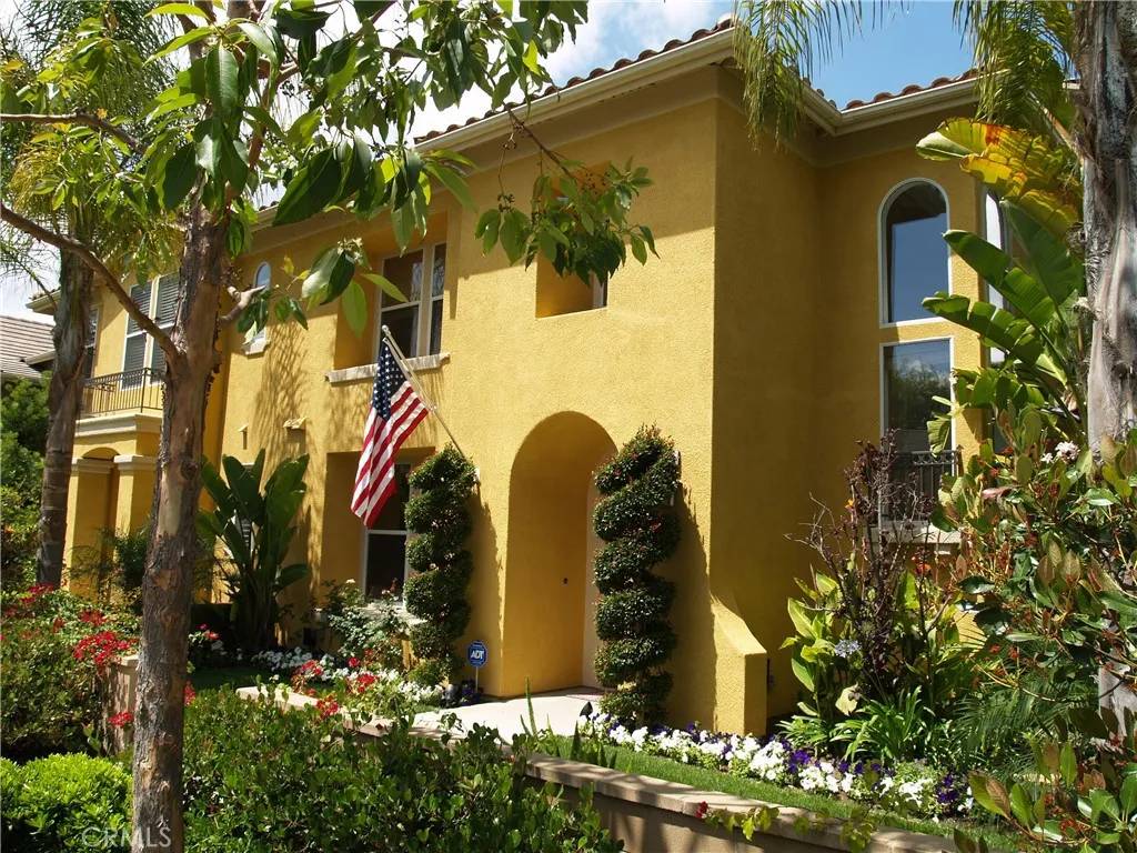 Irvine, CA 92602,8 MINERAL KING