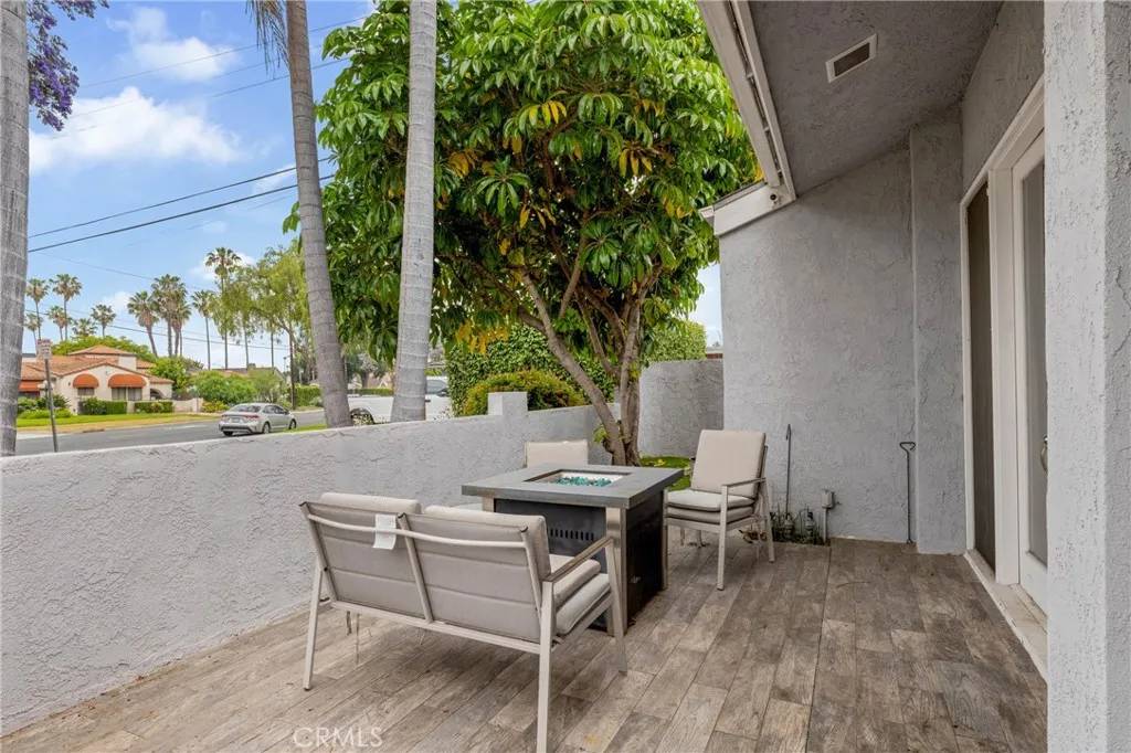 Long Beach, CA 90807,130 W San Antonio Drive