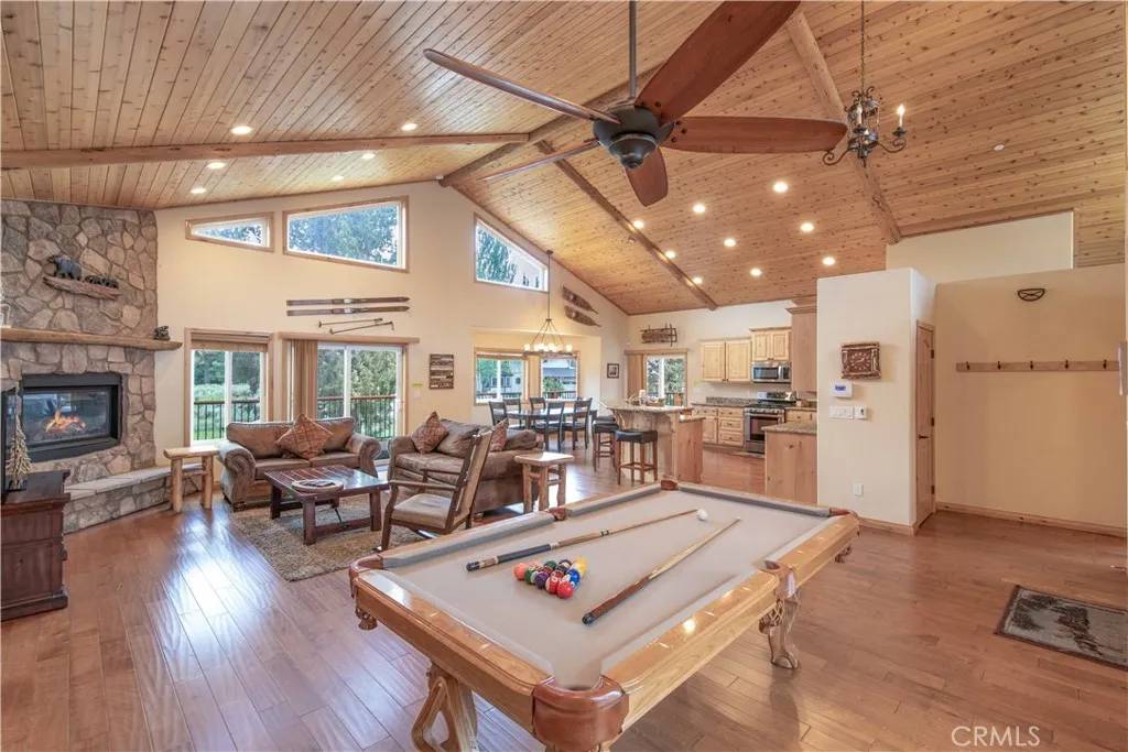 Big Bear Lake, CA 92315,41771 Swan Drive