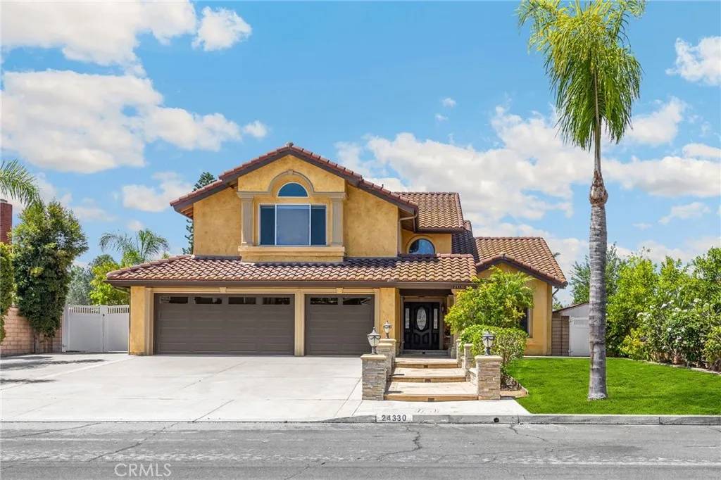 Yorba Linda, CA 92887,24330 Via Lenardo