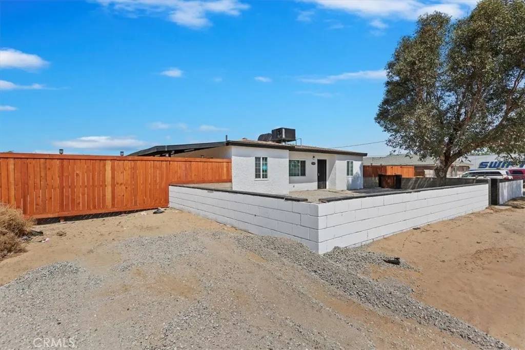 Barstow, CA 92311,35010 Cedar Road