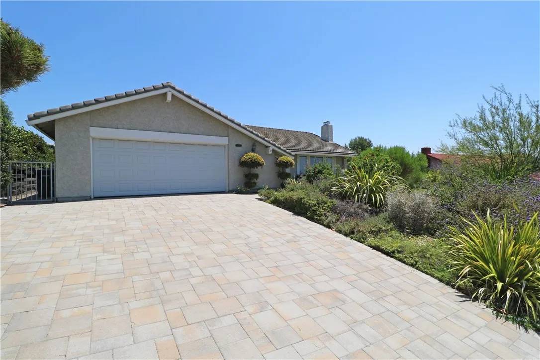 Orange, CA 92867,2412 E Orangeview Lane