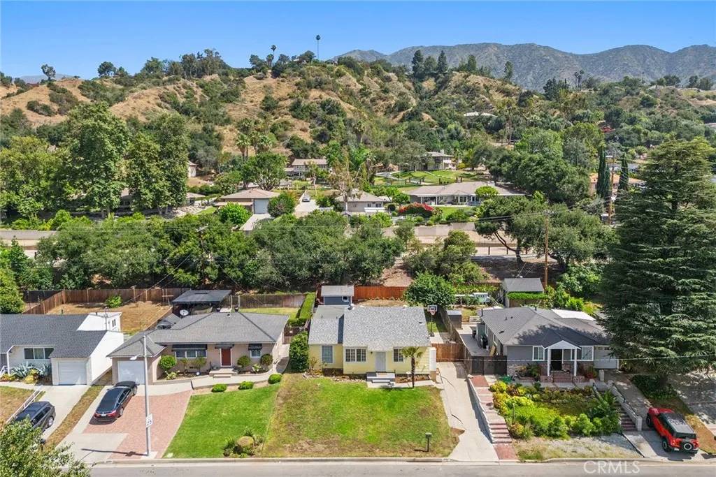 Duarte, CA 91010,2051 Royal Oaks Drive