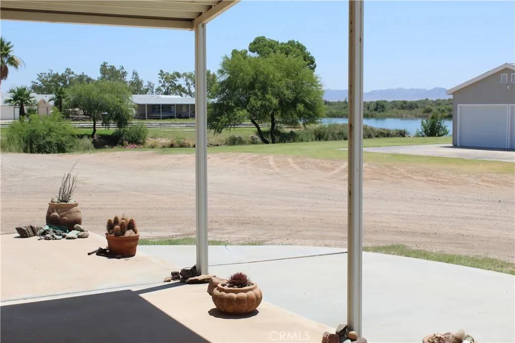 Blythe, CA 92225,3397 Highway 95 #222
