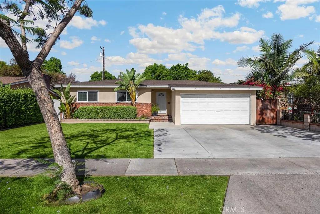 Santa Ana, CA 92704,1344 S Douglas Street