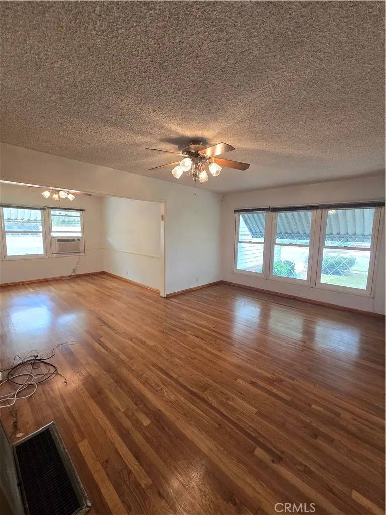 Lakewood, CA 90712,4178 Obispo Avenue