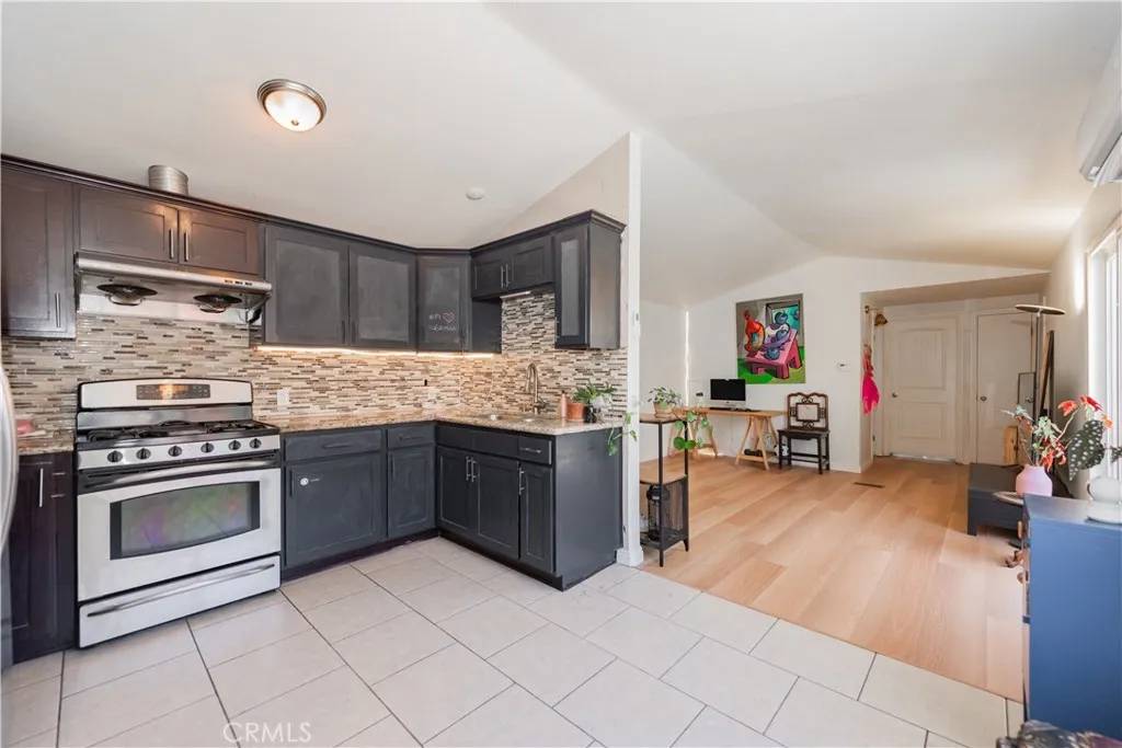 Pomona, CA 91768,1860 Home Terrace