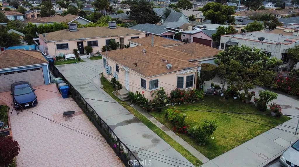Inglewood, CA 90304,10518 Dalerose Avenue
