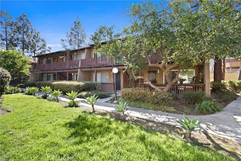 Santa Ana, CA 92707,1010 W Macarthur Boulevard #66