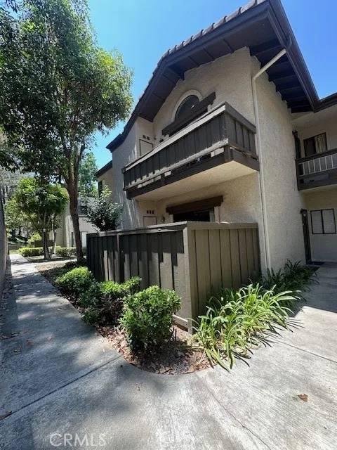 Diamond Bar, CA 91765,22719 Lakeway Drive #402