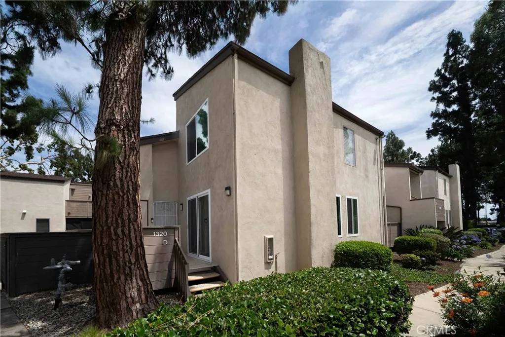 Santa Ana, CA 92701,1320 Cabrillo Park Drive #D