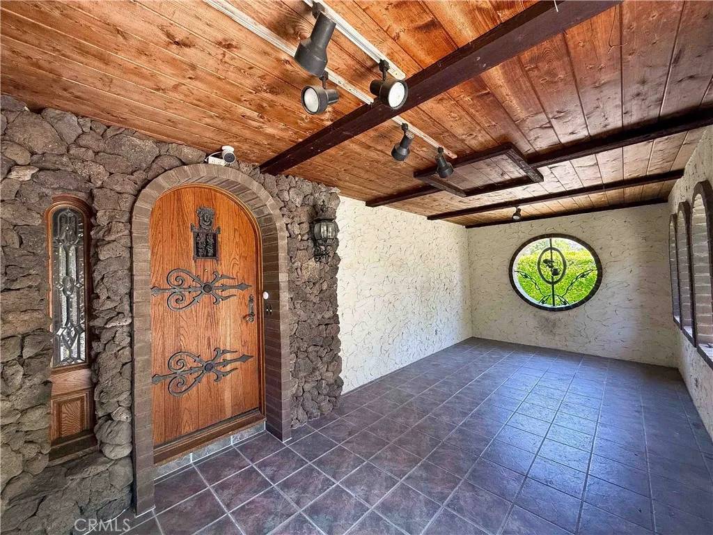 La Habra Heights, CA 90631,241 W Avocado Crest Road