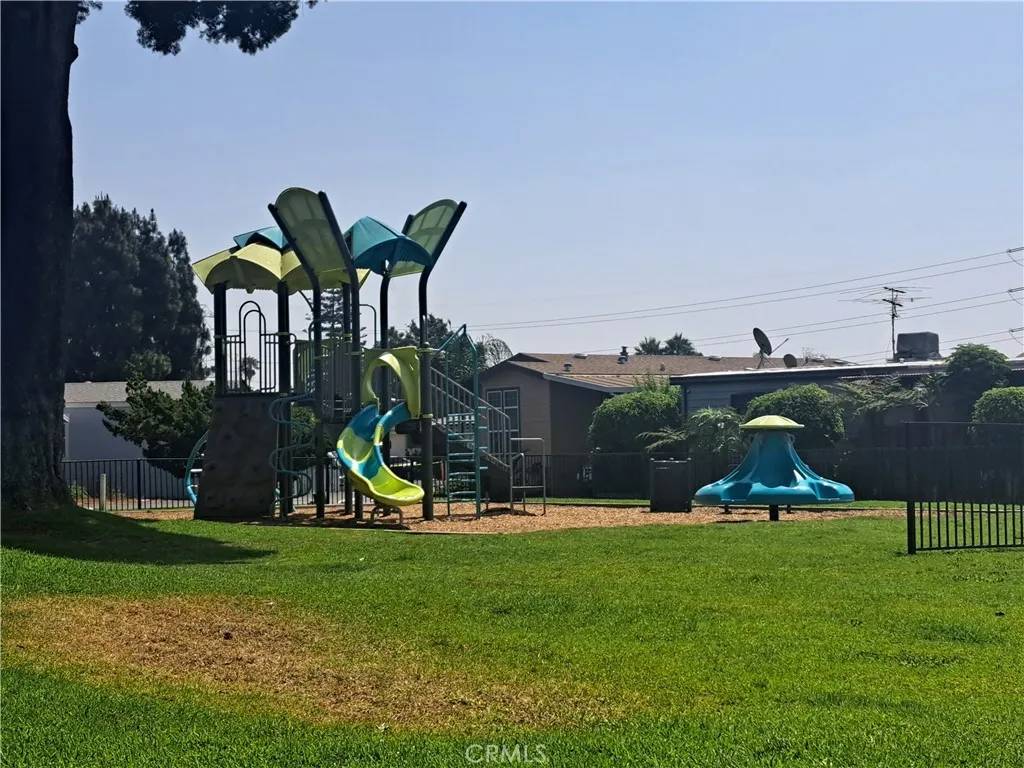 El Monte, CA 91732,12700 Elliott #119