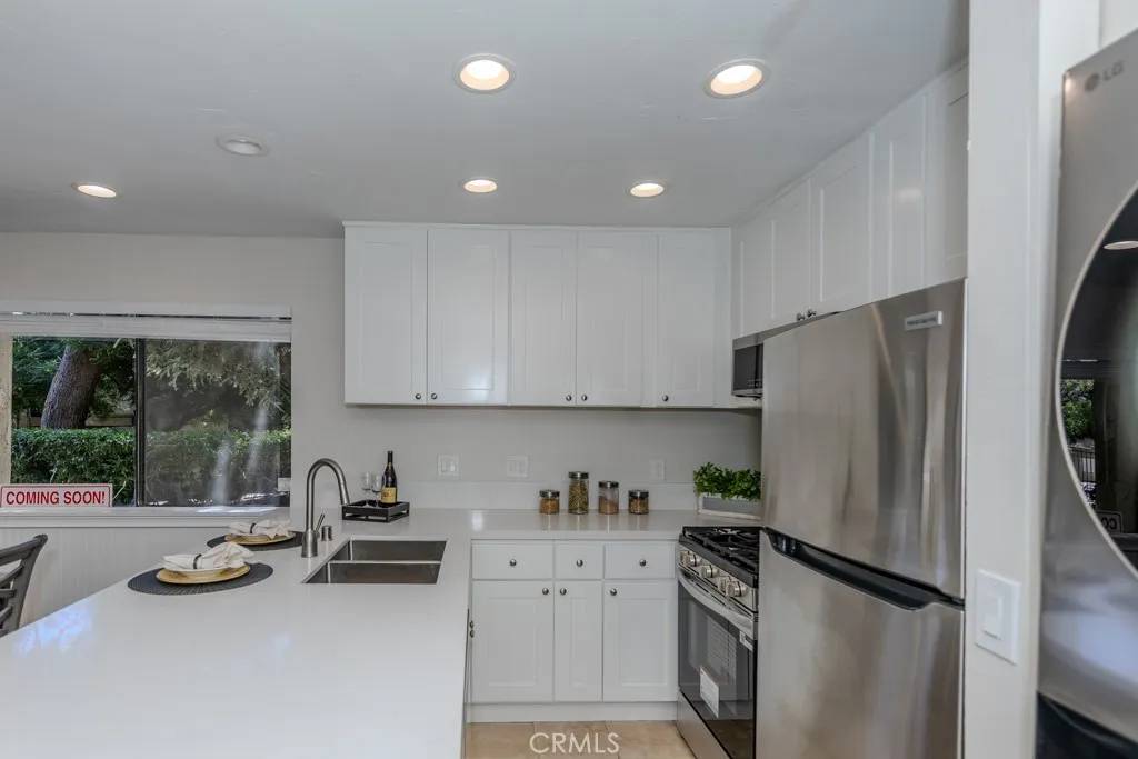 Orange, CA 92869,4900 E Chapman Avenue #111