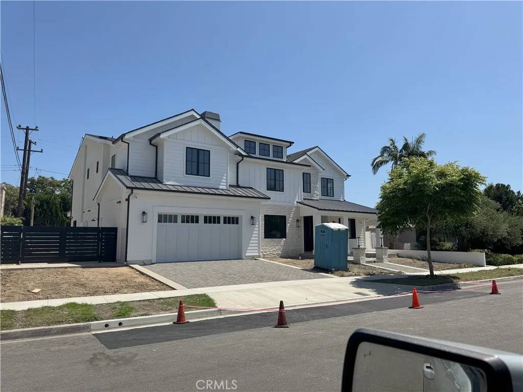 Rossmoor, CA 90720,3312 Kenilworth Drive